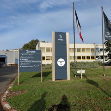 Signalétique extérieure - HYDRO